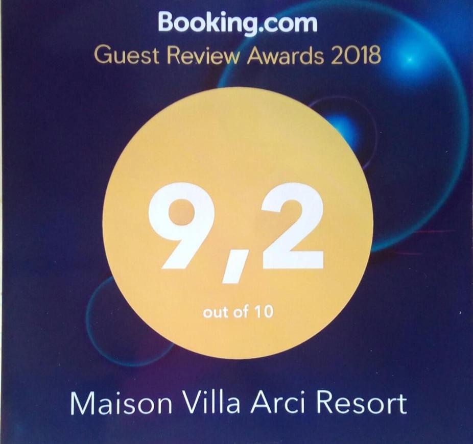 Holiday home Maison Arci