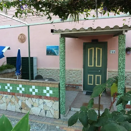 Holiday Maison Villa Arci Giardini Naxos Exterior photo
